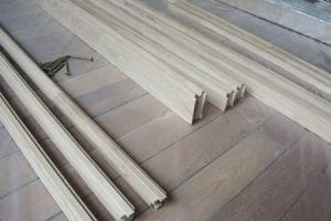 verriere-interieur-bois-profiles Verrière bois démontée pour le transport.